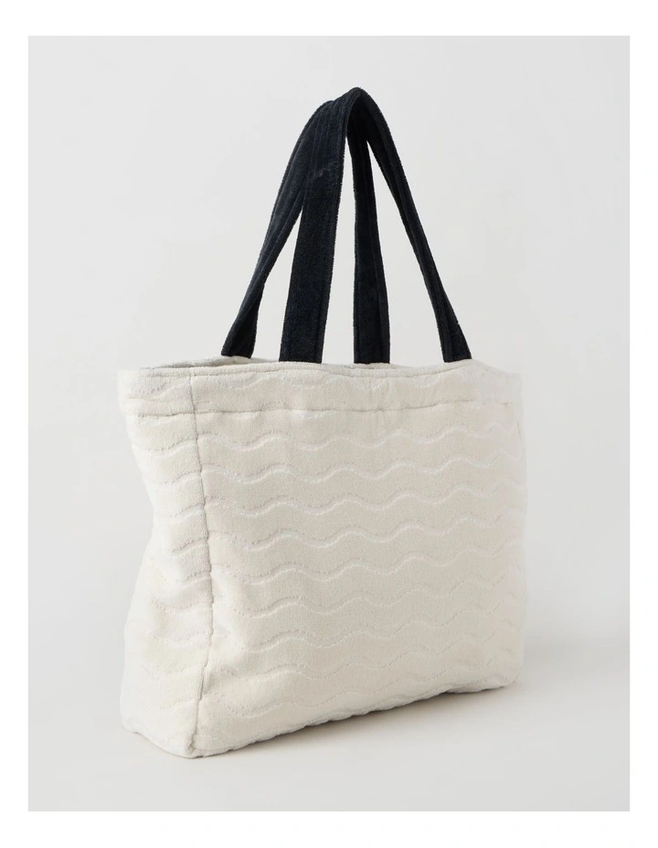 Wave Beach Bag in Cream image 3