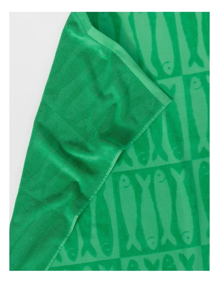 Sardine Velour Jacquard Beach Towel in Green image 3