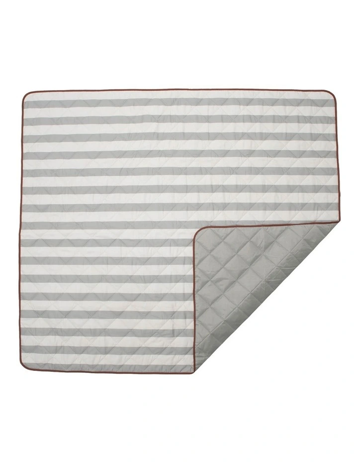 Outdoor Mat in Green image 2