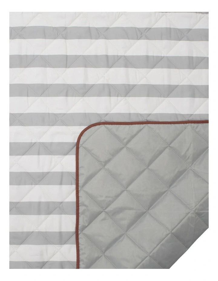 Outdoor Mat in Green image 3