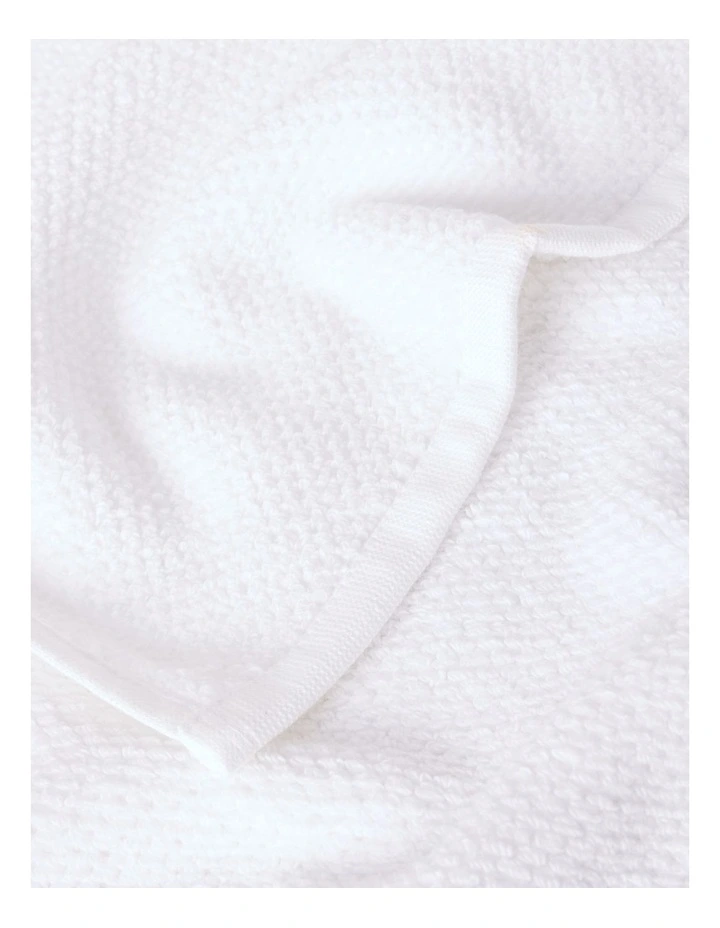 Ellis 5 Piece Spa Pack in White image 4