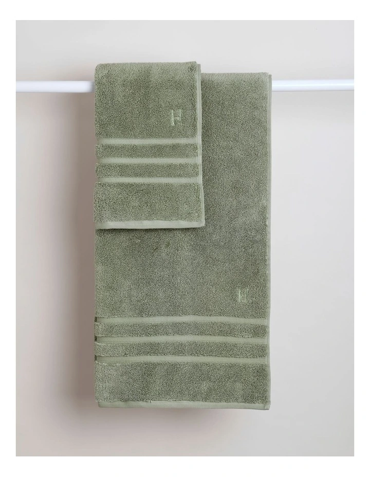 Super Plush Cotton Towels in Sage Green image 5