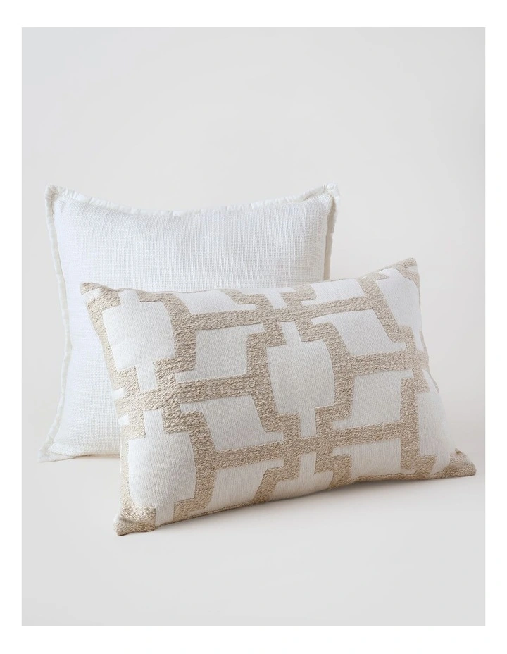 Heritage Trellis Textured 60x40 in Natural image 5