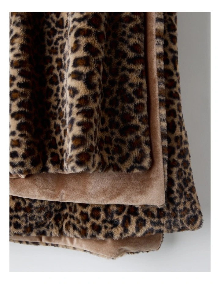 Vue Leo Faux Fur Throw in Brown image 3