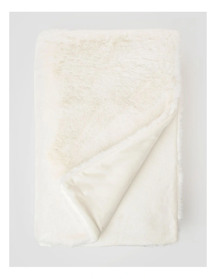 Amelie Faux Fur Throw in Creme image 1