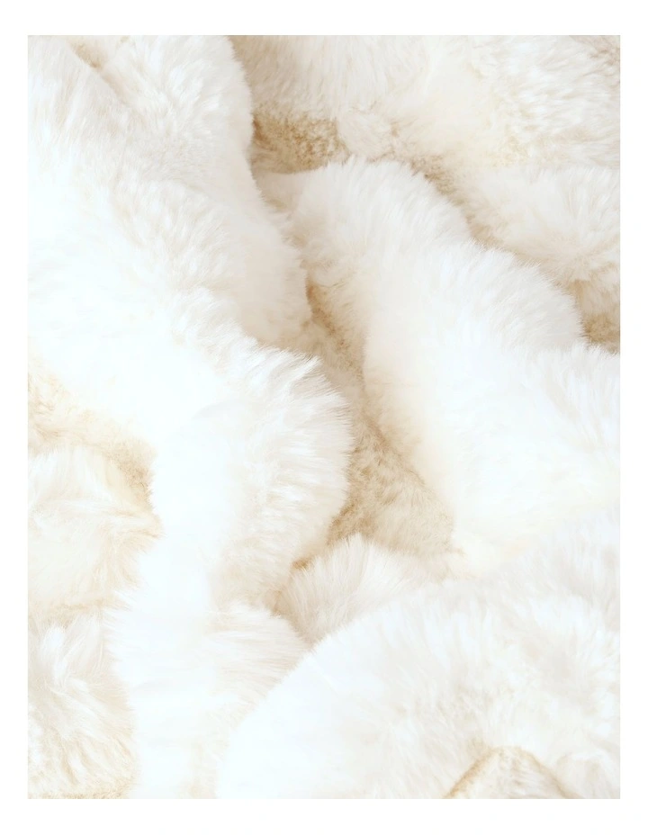 Evelyn Faux Fur Throw in Cream image 4