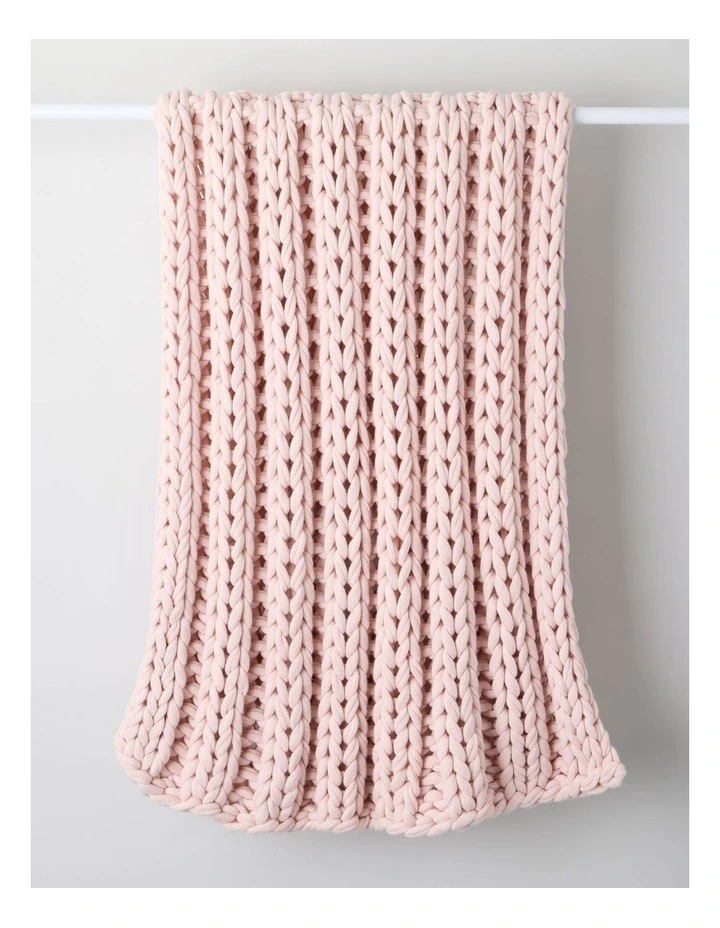 Chunky Knit Throw in Pink image 1