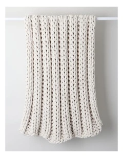 Chunky Knit Throw in Natural