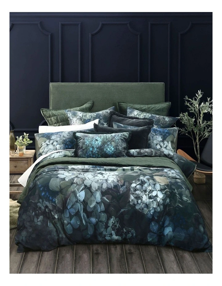 Eisa Quilt Cover Set In Multi image 1