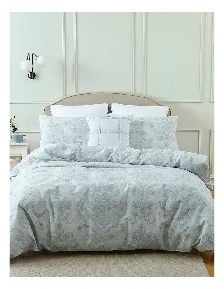 Baroque Damask Quilt Cover Set image 1