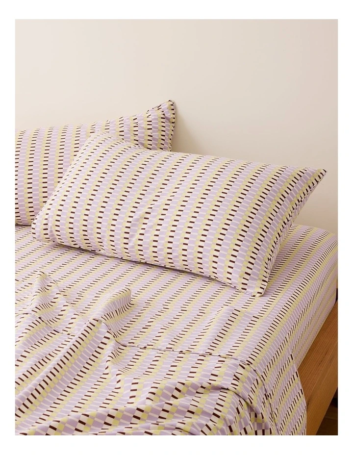 Leo Washed Cotton Quilt Cover Set in Boden image 2