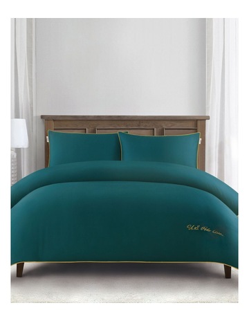 Shaded Spruce colour