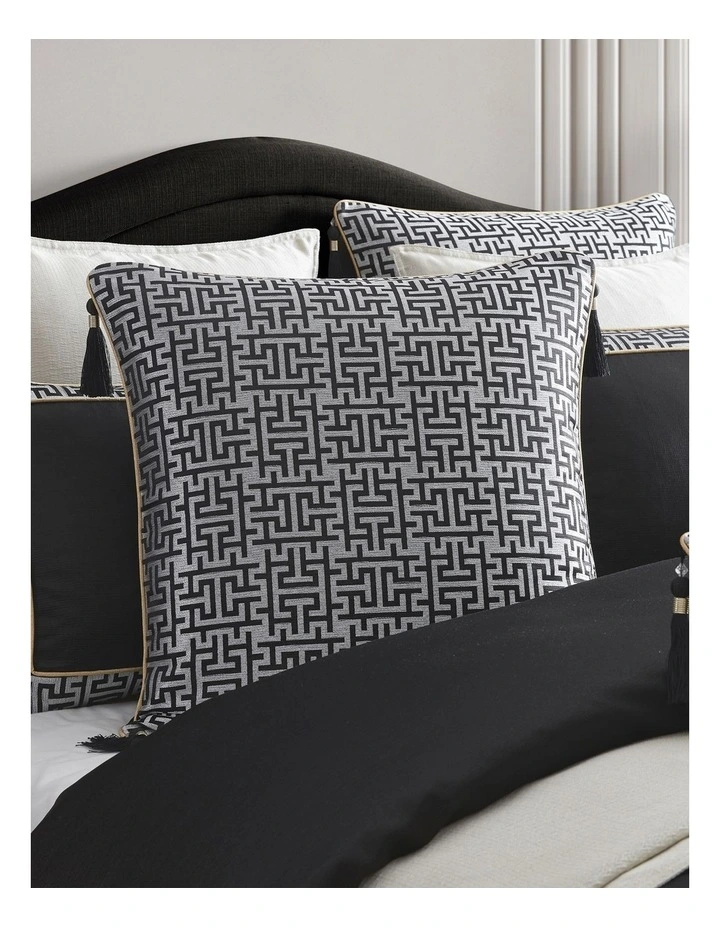 Tywin Quilt Cover Set in Black image 4