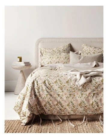 Oasis Quilt Cover in Blush