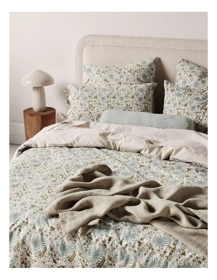 Oasis Quilt Cover in Teal image 2