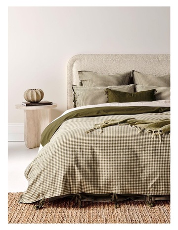Olive colour
