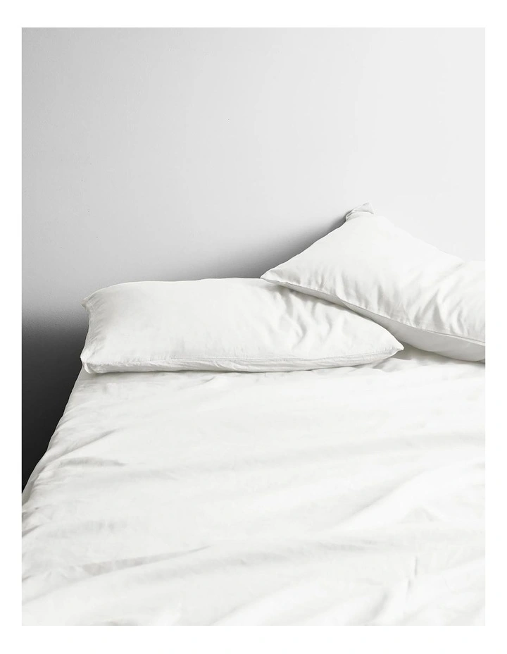 Halo Organic Cotton Bedlinen Collection in White image 2