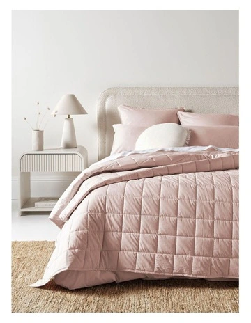Evie Organic Stonewash Coverlet in Blush Pink