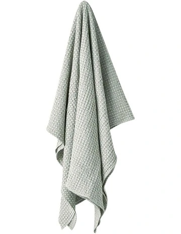 Waffle Stonewash Throw in Mist