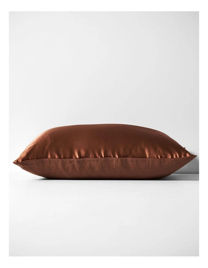 Zara Silk Linen Standard Pillowcase in Bronze image 3