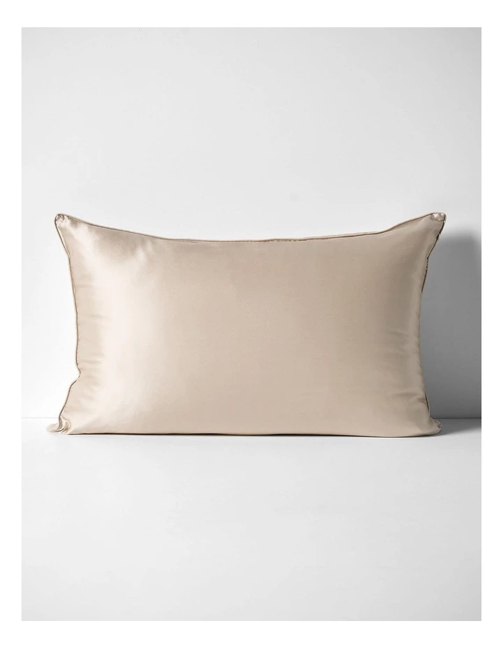 Zara Silk Linen Standard Pillowcase in Natural image 1