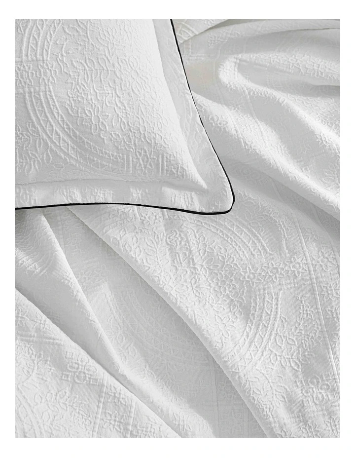 Catalina Quilt Cover Set in White image 4