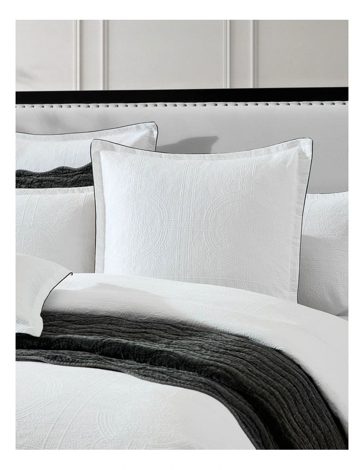Catalina Quilt Cover Set in White image 5