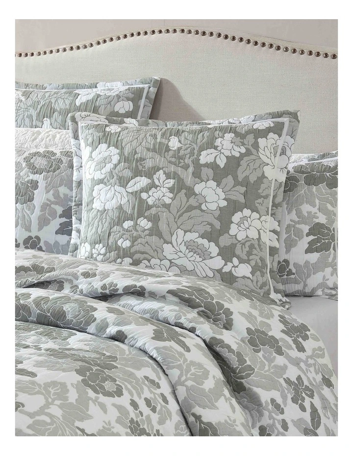 Eva Quilt Cover Set in Thyme image 5