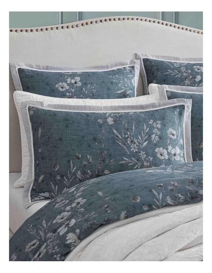 Samaria Quilt Cover Set in Teal image 3