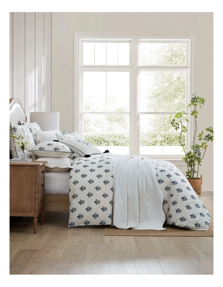 Bellevue Quilt Cover Set in White image 1