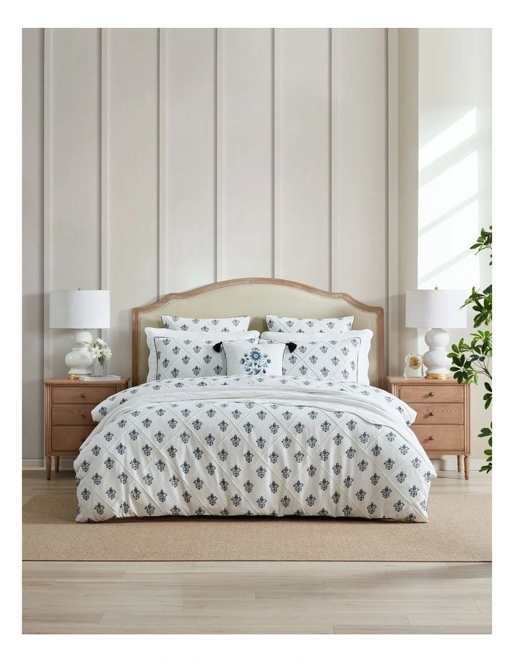 Bellevue Quilt Cover Set in White image 3