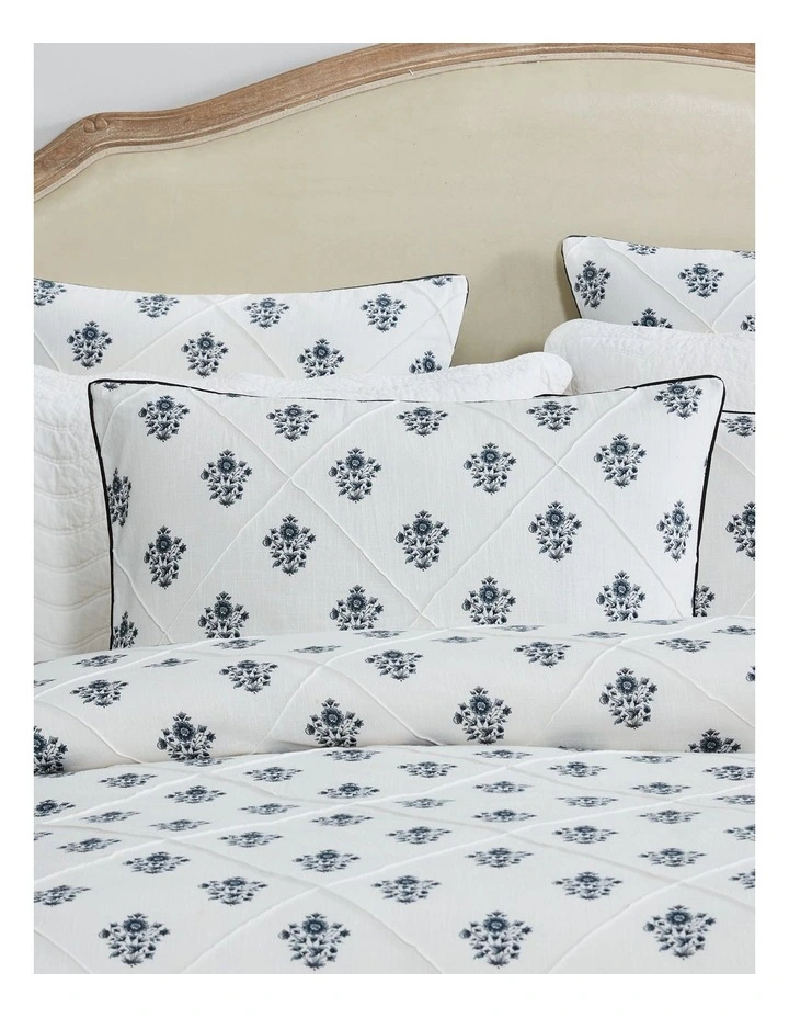 Bellevue Quilt Cover Set in White image 4