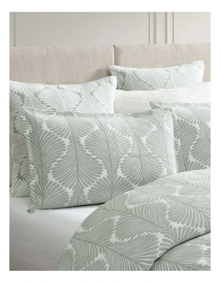 Monsera Quilt Cover Set in Sage image 4