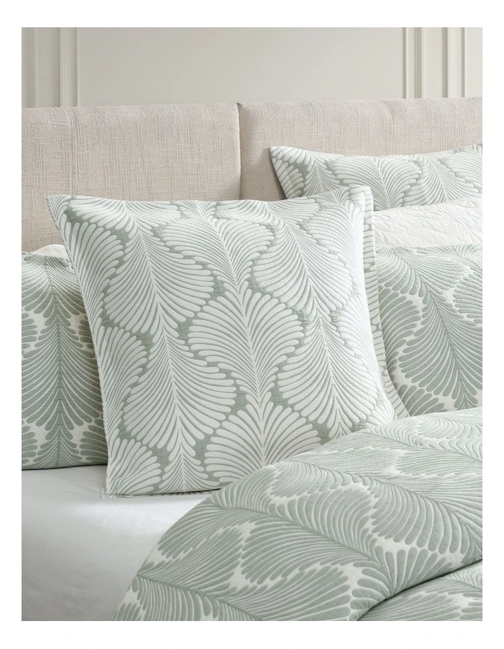 Monsera Quilt Cover Set in Sage image 5