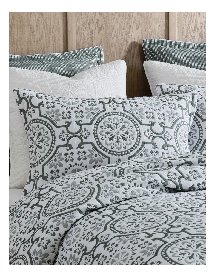 Mayfair Quilt Cover Set in Cilantro image 5