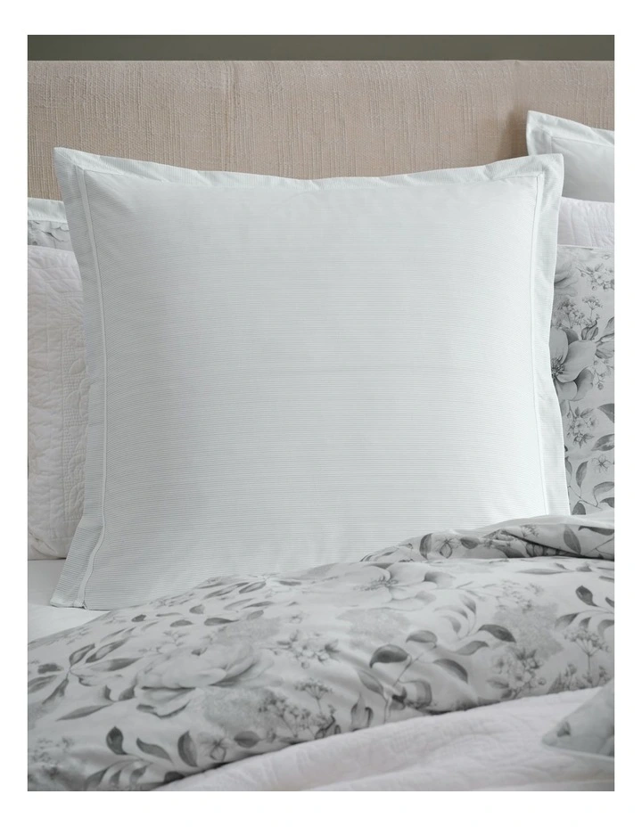 Elin Quilt Cover Set in Cilantro image 5