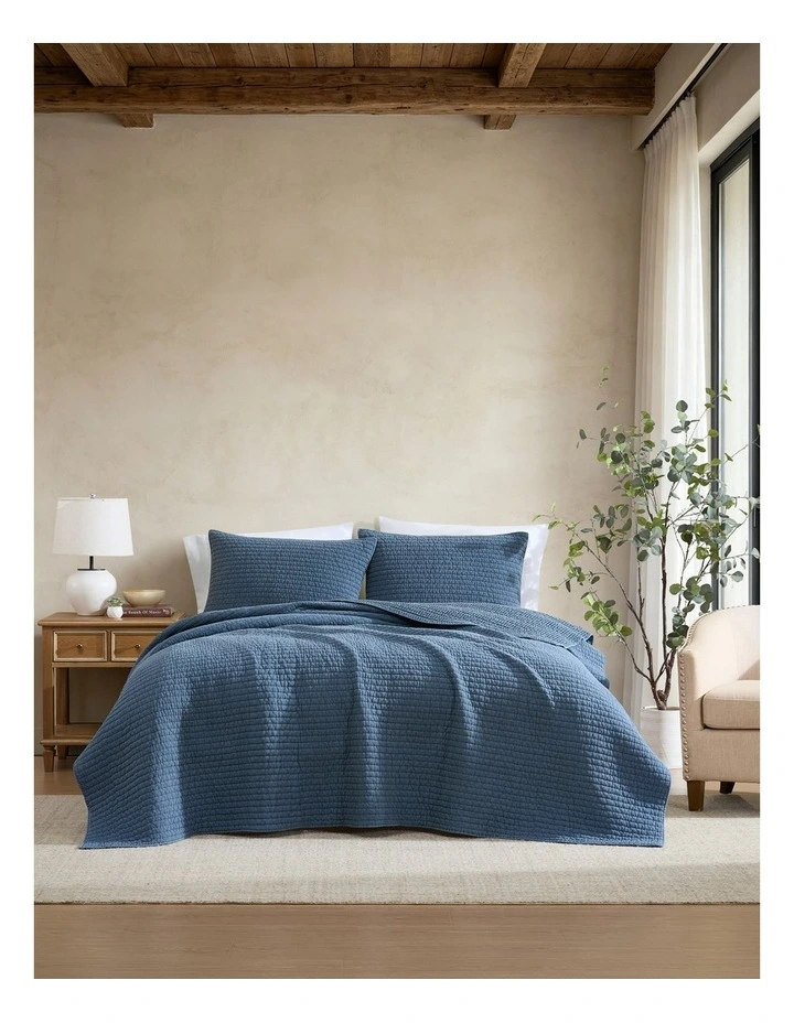 Cocoon Coverlet in Petrol image 3