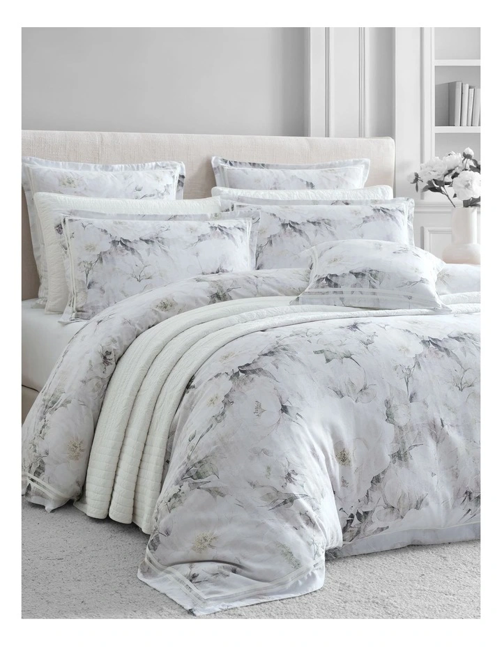 Sonnet Quilt Cover Set in White image 2