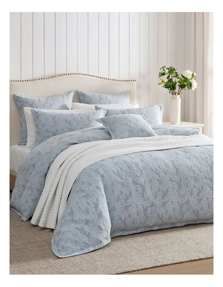 Garden Veil Quilt Cover Set in Chambray image 3