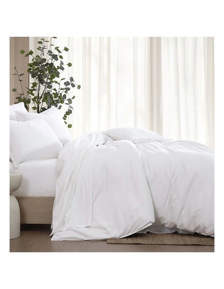 Bamboo Linen Quilt Cover Set in in White image 1