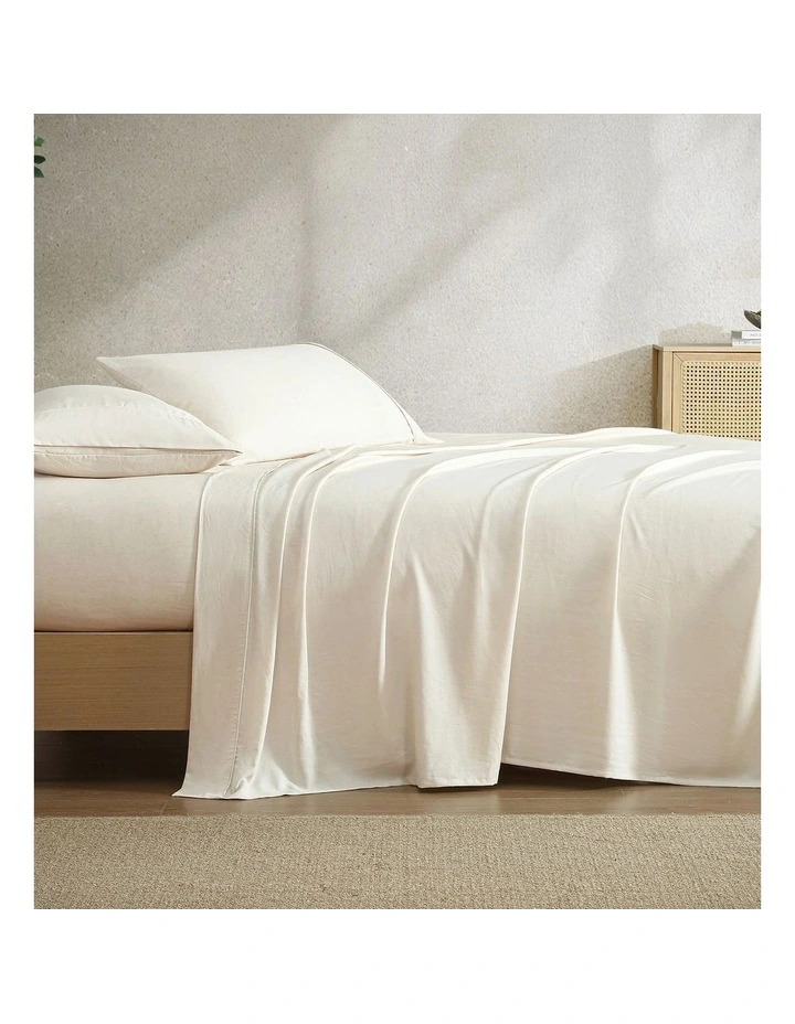 Bamboo Linen Sheet Set in Taupe image 1