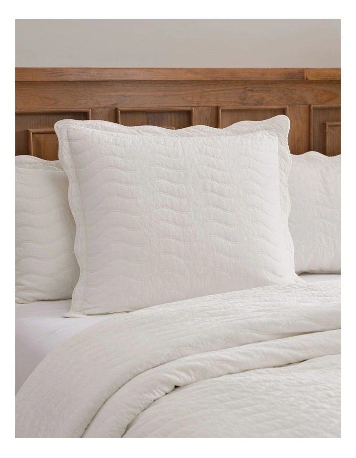 Indiana Coverlet in Ivory image 5