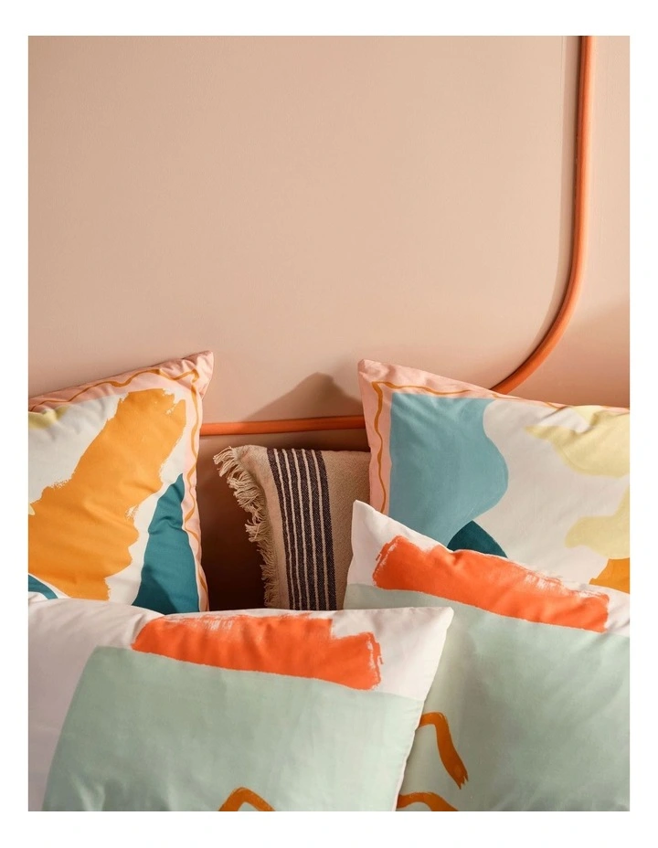 Splash Quilt Cover Set in Multi image 3