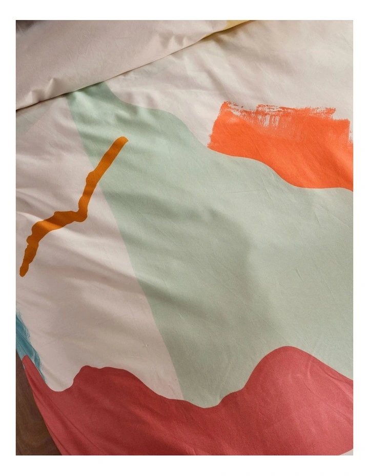 Splash Quilt Cover Set in Multi image 4