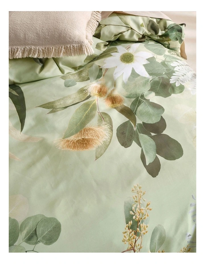 Priscilla Quilt Cover Set In Green image 3