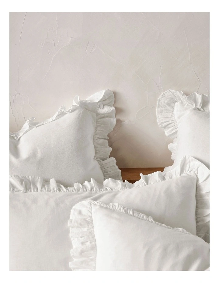 Vintage Ruffle Quilt Cover Set in White image 3