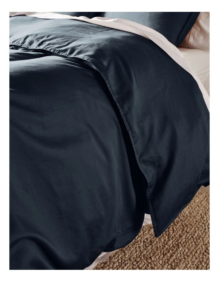 Surf Wash Quilt Cover Set In Midnight image 3