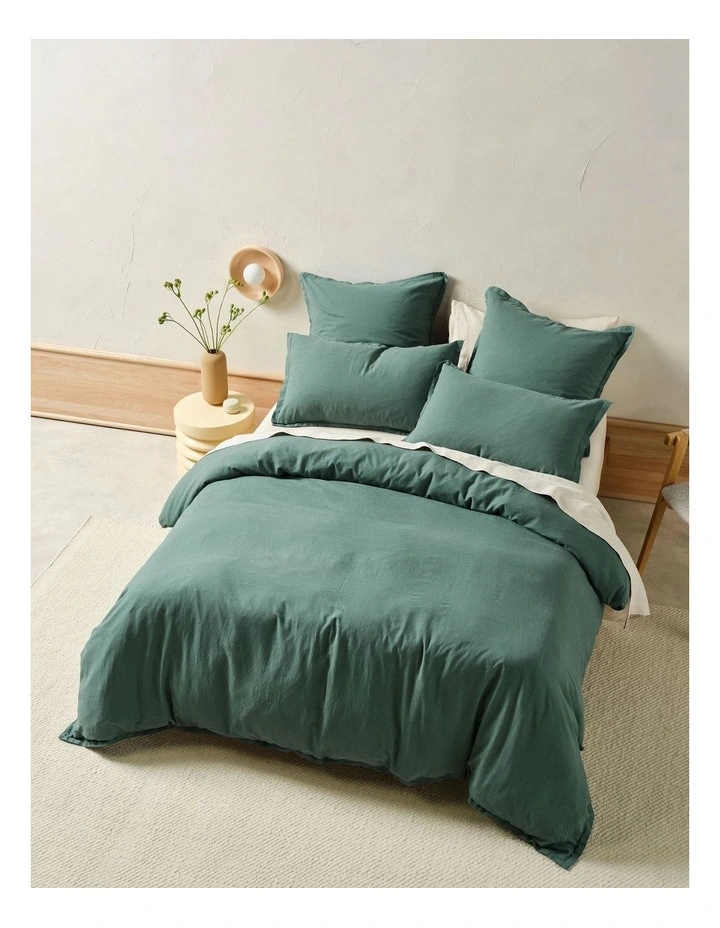 Connie Quilt Cover Set in Pine image 1