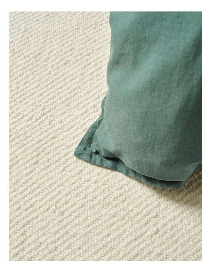 Connie Cotton Linen Quilt Cover Set In Pine image 2