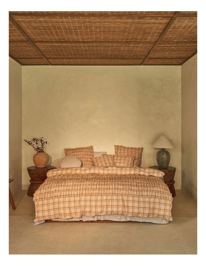 Linen House Darcy Quilt Cover Set in Multi image 2